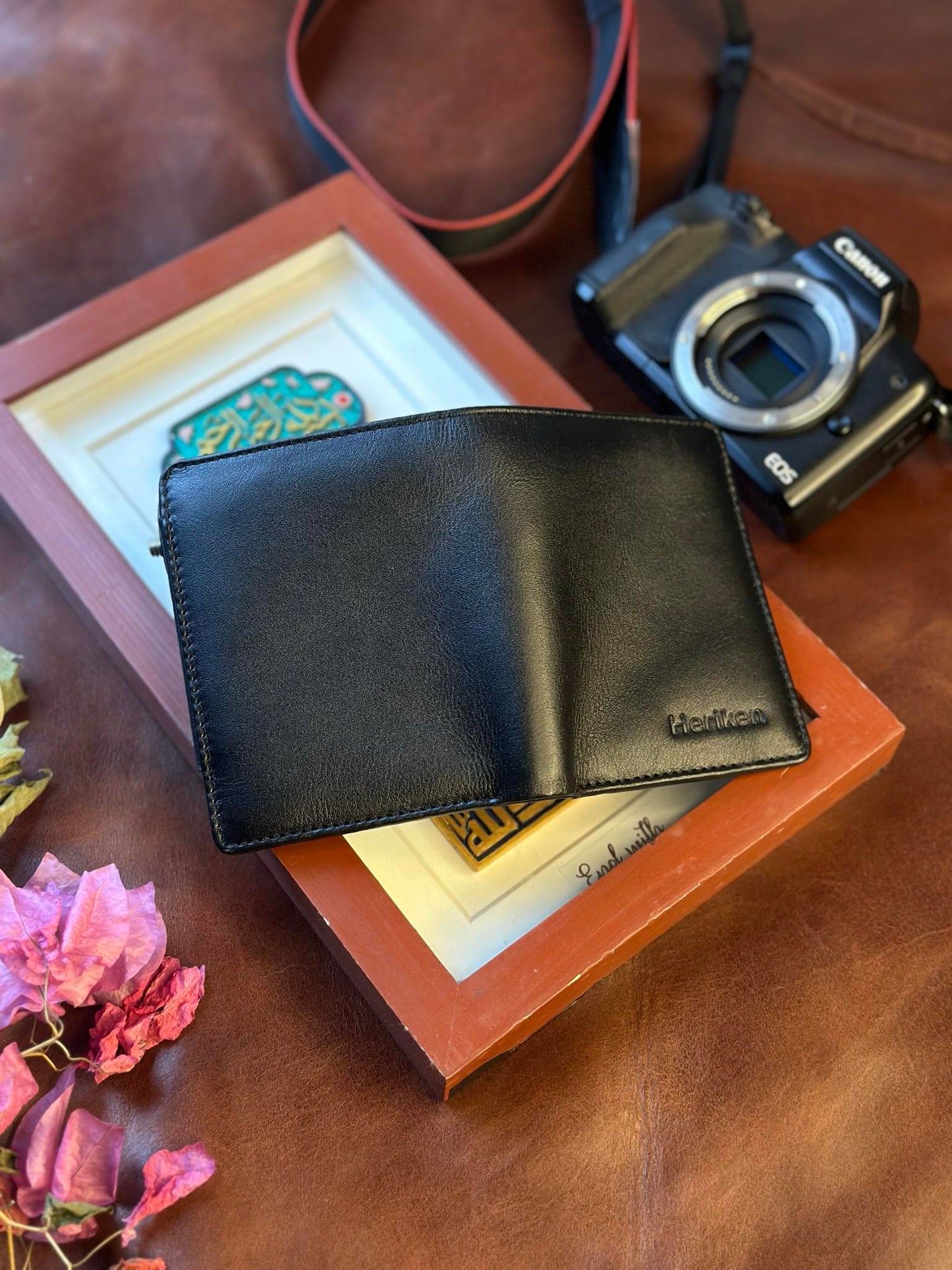 Heriken Small Trifold Zipper Leather Wallet